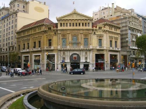 Plaza Universitat Barcelone Extérieur photo